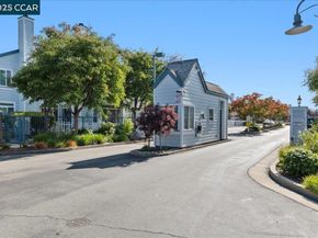 609 Commodore Dr, Richmond CA 94804