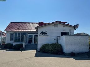 609 Commodore Dr, Richmond CA 94804