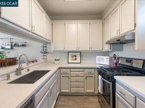 609 Commodore Dr, Richmond CA 94804