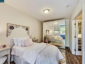 634 22Nd St, Oakland CA 94612