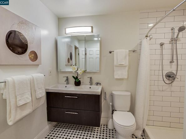 634 22Nd St, Oakland CA 94612