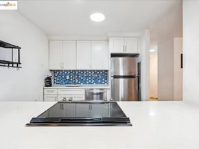 5 embarcadero 130, Oakland CA 94607