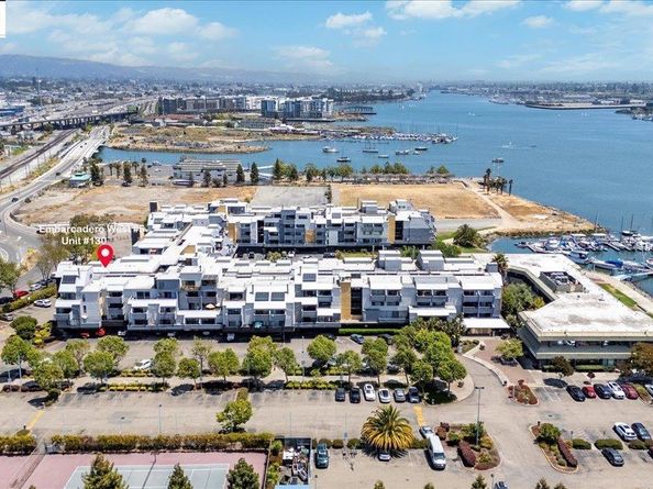 5 embarcadero 130, Oakland CA 94607