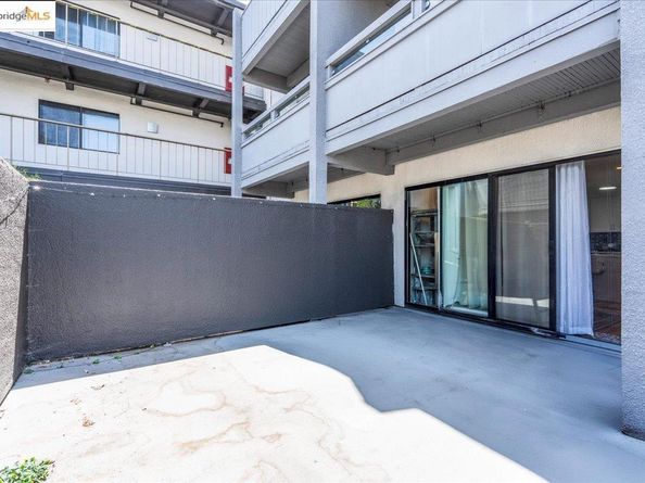 5 embarcadero 130, Oakland CA 94607