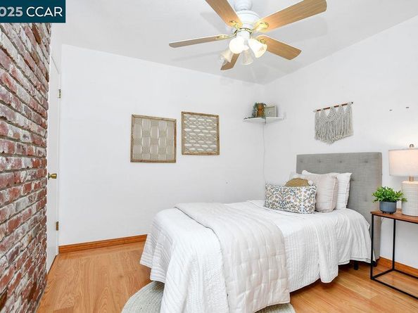 7 Monteira Lane, Martinez CA 94553