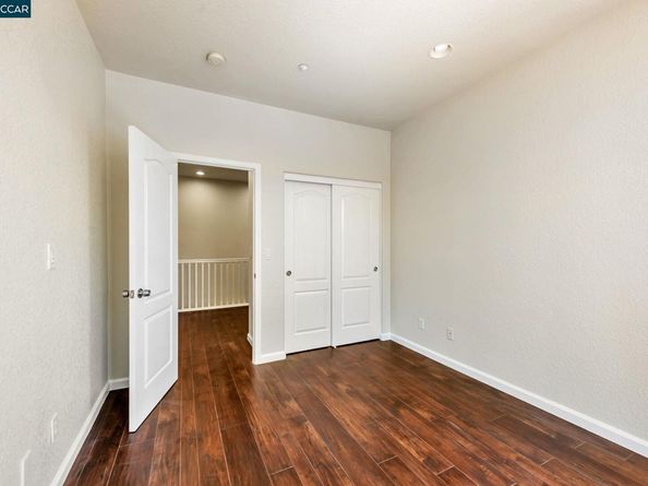 237 Dutra Vernaci Dr, Union City CA 94587