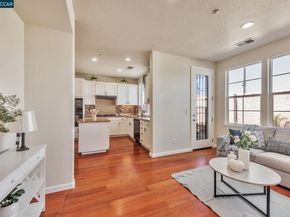 237 Dutra Vernaci Dr, Union City CA 94587