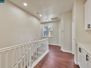 237 Dutra Vernaci Dr, Union City CA 94587