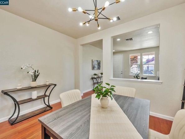 237 Dutra Vernaci Dr, Union City CA 94587
