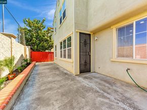 237 Dutra Vernaci Dr, Union City CA 94587
