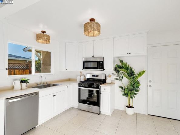 3283 East Ave, Livermore CA 94550