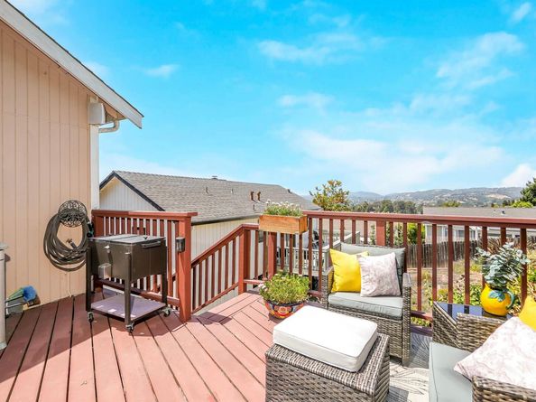 23380 Lakeridge Avenue, Hayward CA 94541