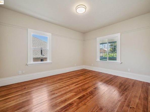 604 56th Street, Oakland CA 94609