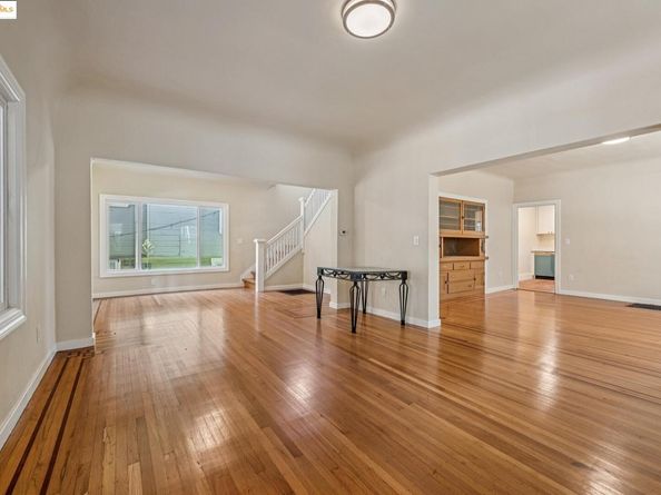 604 56th Street, Oakland CA 94609