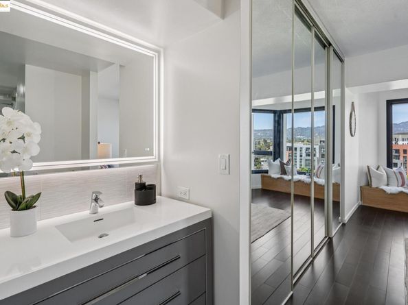 6363 Christie Ave 727, Emeryville CA 94608