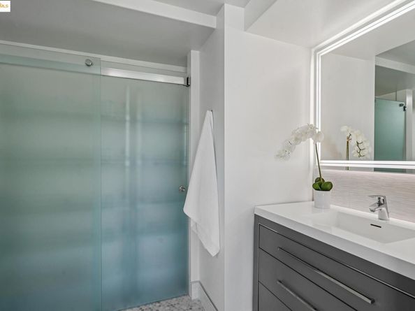 6363 Christie Ave 727, Emeryville CA 94608