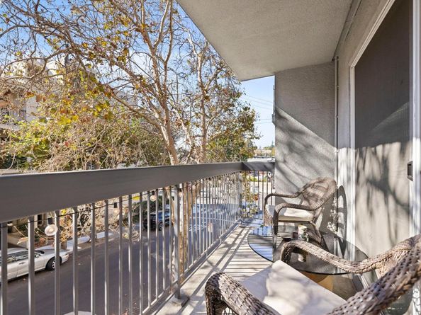 150 Pearl St 106, Oakland CA 94611
