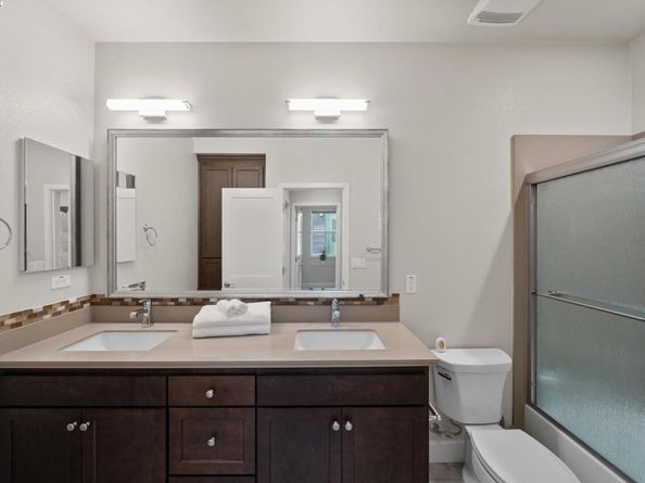 454 Persimmon Common 8, Livermore CA 94551