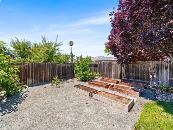 646 Brighton Way, Livermore CA 94551