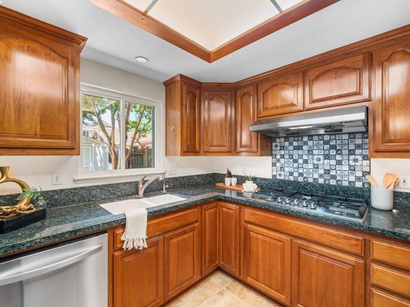 646 Brighton Way, Livermore CA 94551