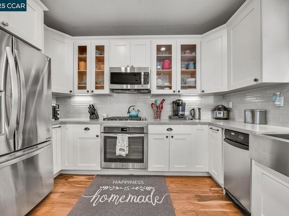 22 Village Square Pl, Pleasant Hill CA 94523