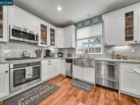 22 Village Square Pl, Pleasant Hill CA 94523