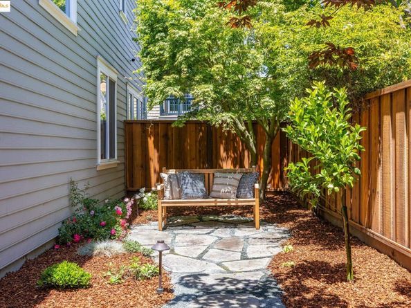 230 Drakes Bay Ct, Richmond CA 94801