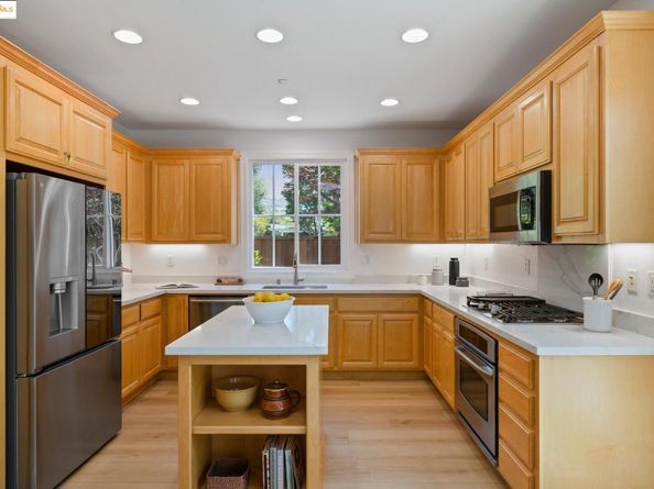 230 Drakes Bay Ct, Richmond CA 94801