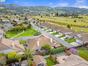 16935 Sugar Pine Dr, Morgan Hill CA 95037