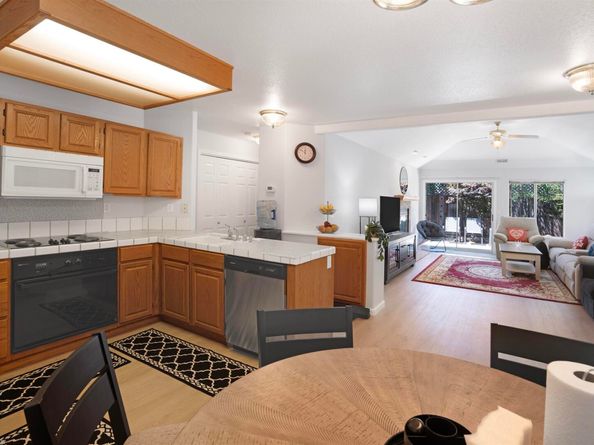 16935 Sugar Pine Dr, Morgan Hill CA 95037