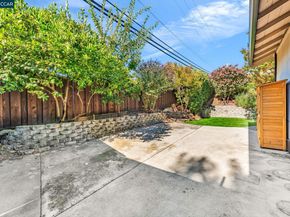 66 Midhill Rd, Martinez CA 94553
