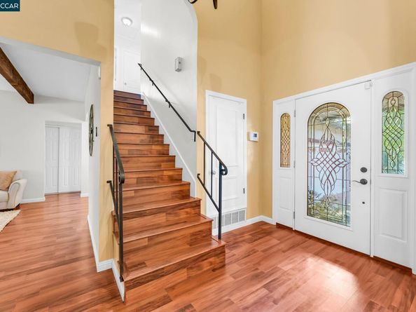 66 Midhill Rd, Martinez CA 94553