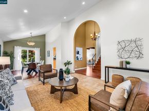 66 Midhill Rd, Martinez CA 94553