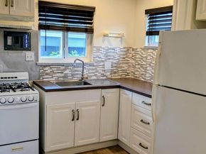 3086 Greenview Dr, Castro Valley CA 94546