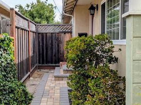 3086 Greenview Dr, Castro Valley CA 94546