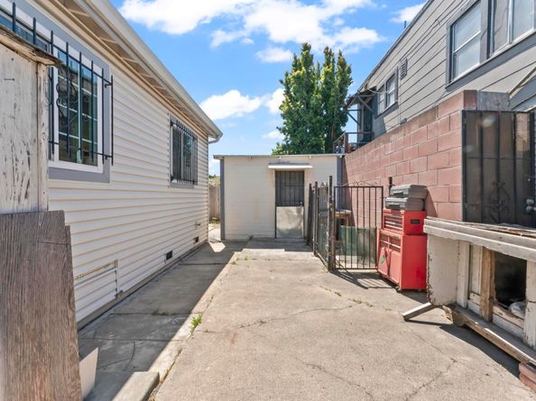 1206 60th Ave, Oakland CA 94621