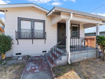 1206 60th Ave