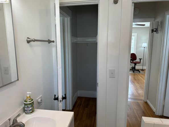 1937 87th Avenue, Oakland CA 94621