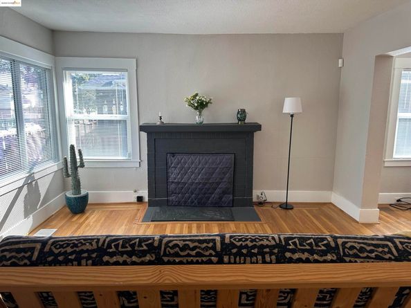 1937 87th Avenue, Oakland CA 94621