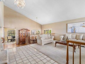 6444 Boone Dr, Castro Valley CA 94552