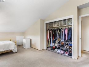6444 Boone Dr, Castro Valley CA 94552
