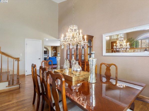 6444 Boone Dr, Castro Valley CA 94552