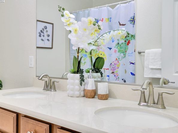41538 Casabella Cmn, Fremont CA 94539