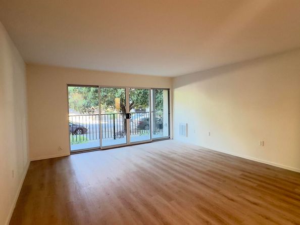 425 Orange Street 112, Oakland CA 94610