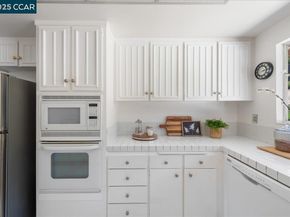 3900 Campolindo Dr, Moraga CA 94556