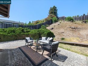 3900 Campolindo Dr, Moraga CA 94556