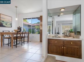 3900 Campolindo Dr, Moraga CA 94556