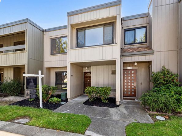 1142 Holly St, Alameda CA 94502