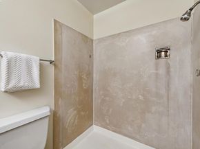 1142 Holly St, Alameda CA 94502