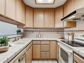 1142 Holly St, Alameda CA 94502